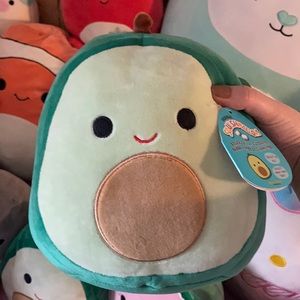 BNWT AUSTIN THE AVOCADO SQUISHMALLOW 8’